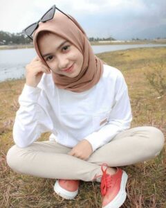2f365936e9983c8437b86efd19bf7c13
